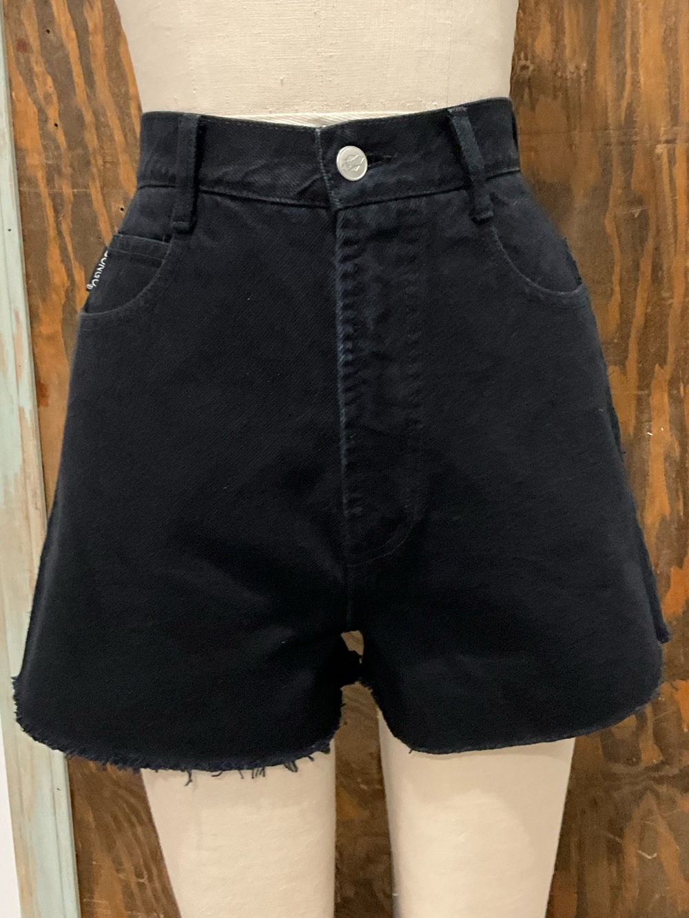 BONGO Vintage Black High-Waist Raw Hem Jean Shorts